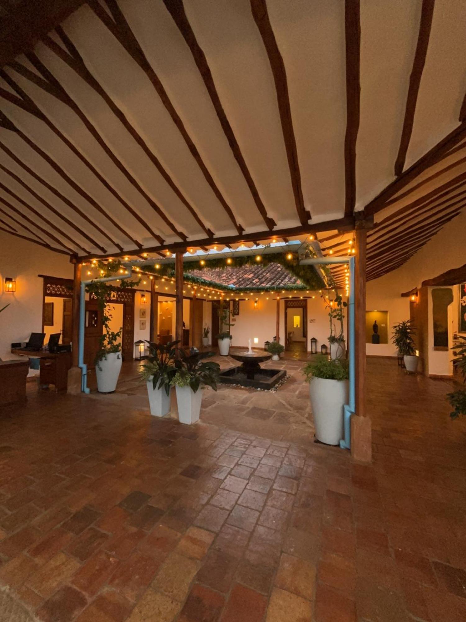ホテル Santa Sofia Casa Boutique バリチャラ エクステリア 写真